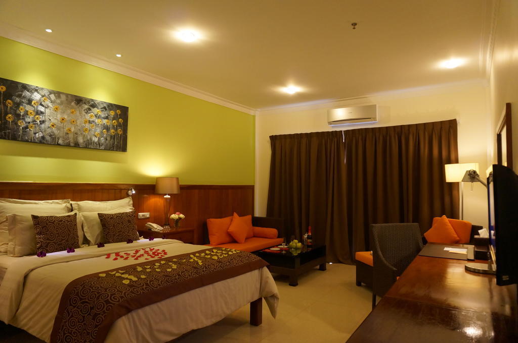 Serendipity Beach Resort Sihanoukville Kültér fotó