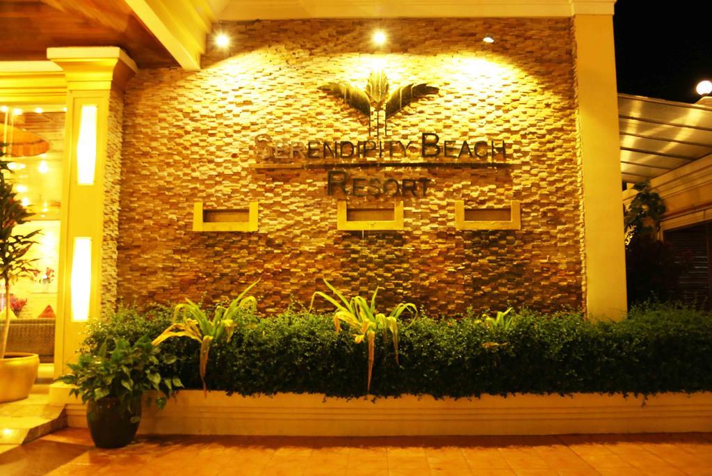 Serendipity Beach Resort Sihanoukville Kültér fotó